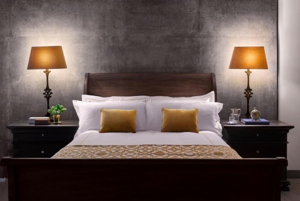 Plaza la Reina image 27